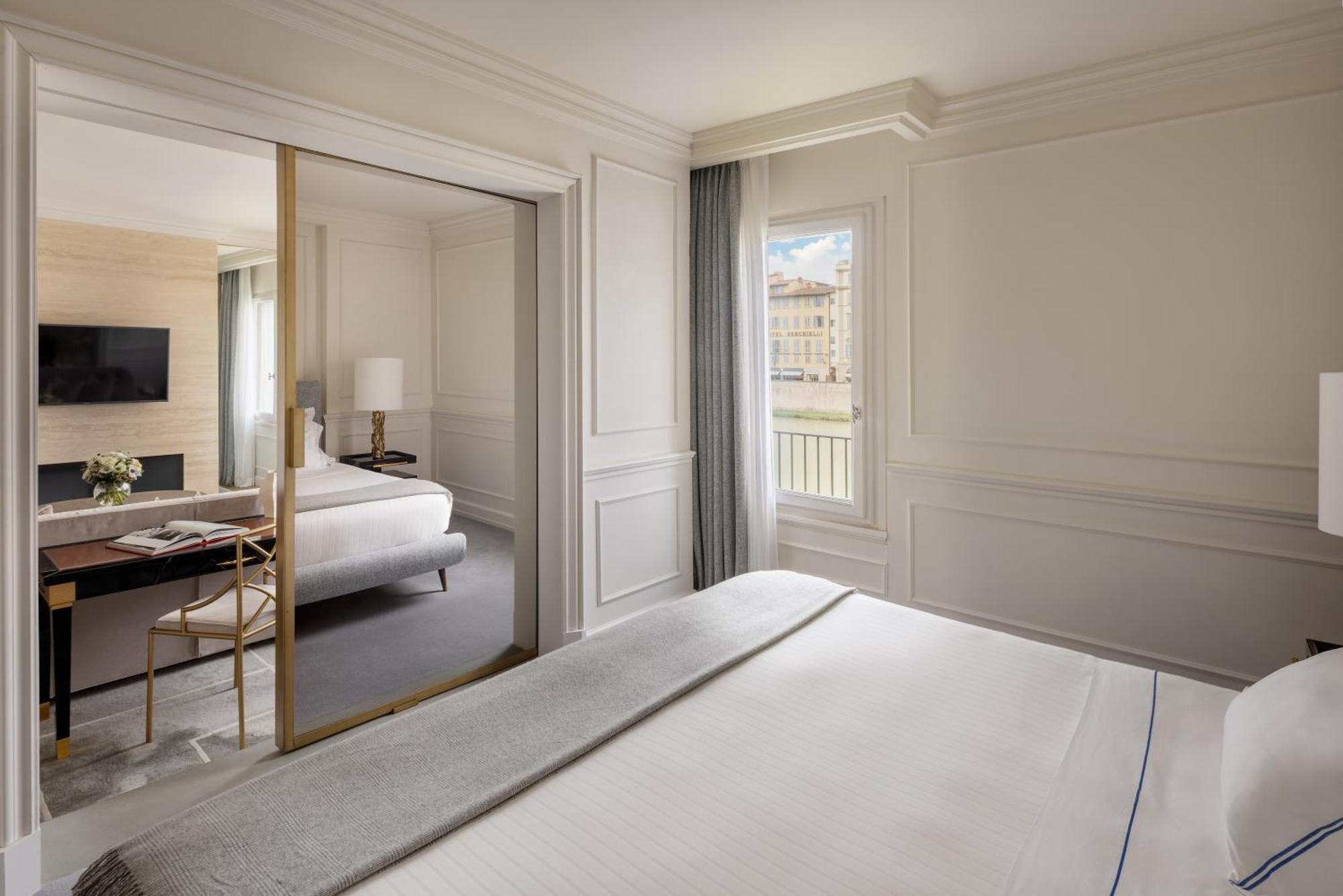 Lungarno Luxury Apartments - By Lungarno Collection Florence Exterior photo